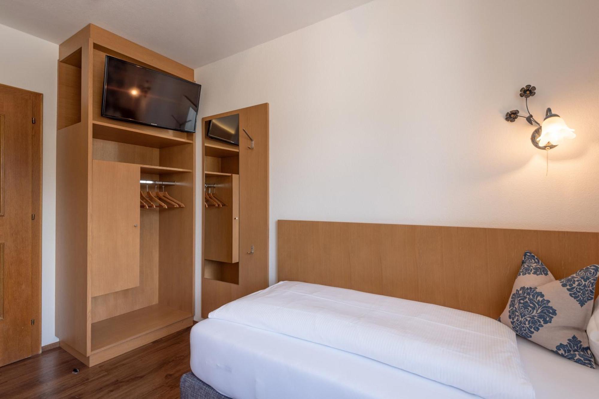 Hotel Tiroler Stuben Wörgl Eksteriør bilde